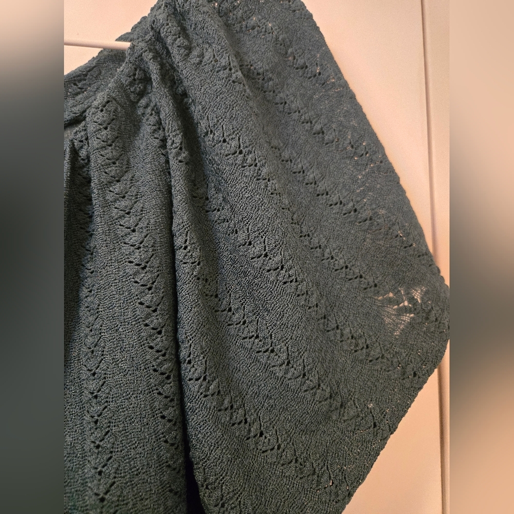 NWT LOFT Dark Green Textured Over The Shoulder Blouse‎ - Picture 3 of 7